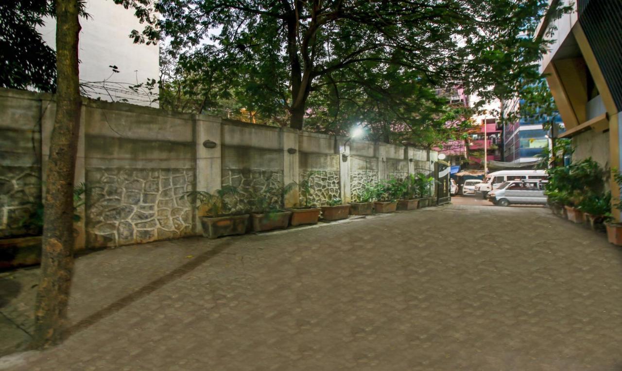 Treebo Lake Bloom Powai Mumbai Exterior foto